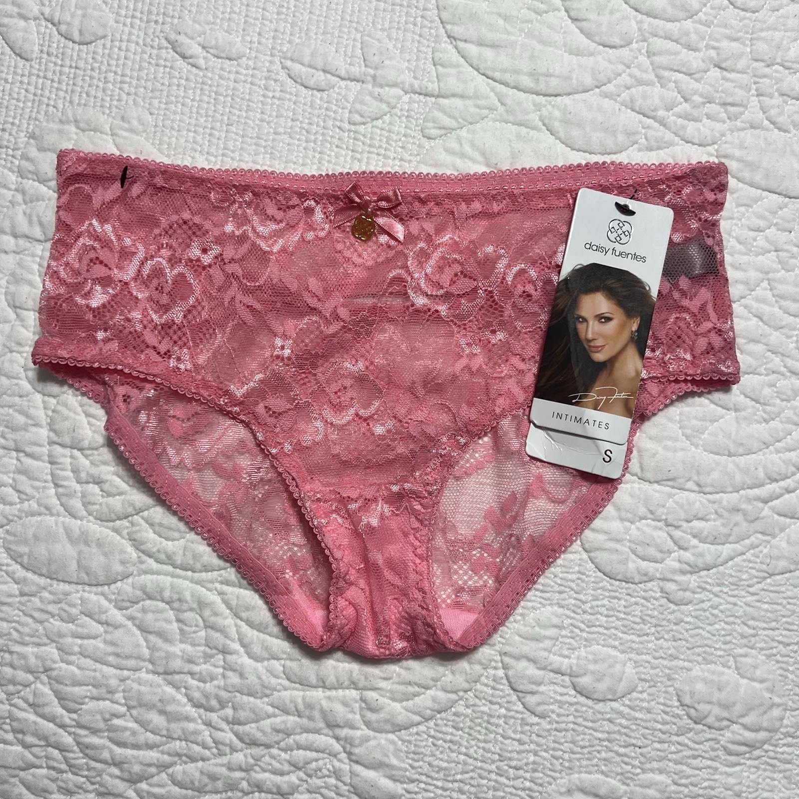 NWT DAISY FUENTES INTIMATE LOW RISE LACE KEYHOLE BACK HIPSTERS SIZE S #78