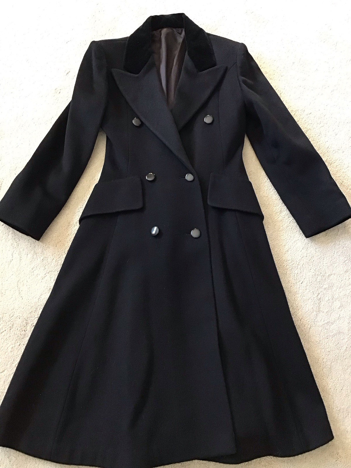 Vintage WORUMBO 100% Wool Long Black Size 6 Women&rsquo;s Coat Fashioned by JILL JR.