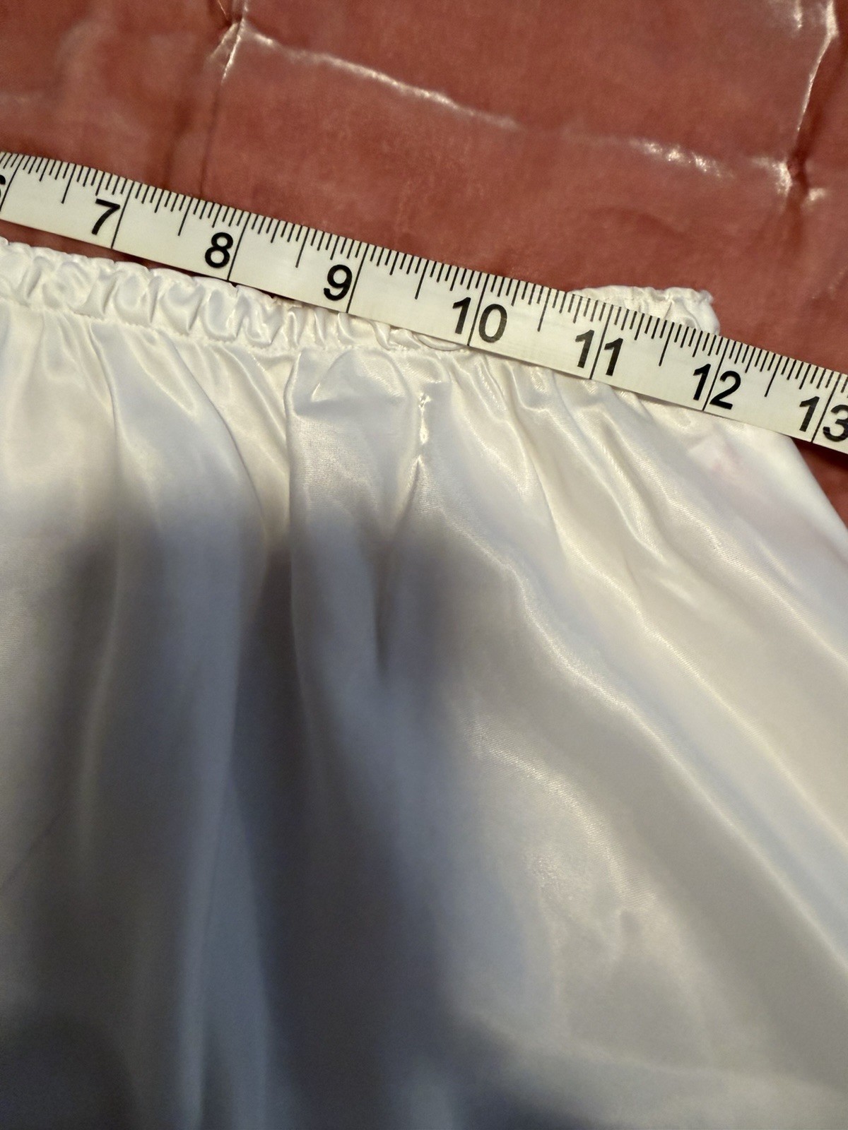 Vintage 60s Odette Barsa sz. LARGE Hand Embroidered Lily of the Valley Half Slip