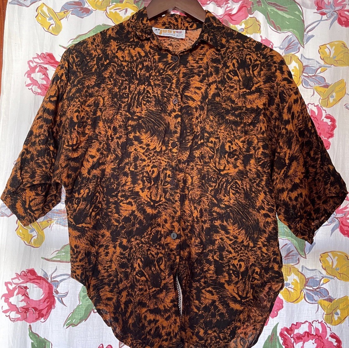 Vintage 1980s Big Cats Leopard Cheetah Print Blouse Size M