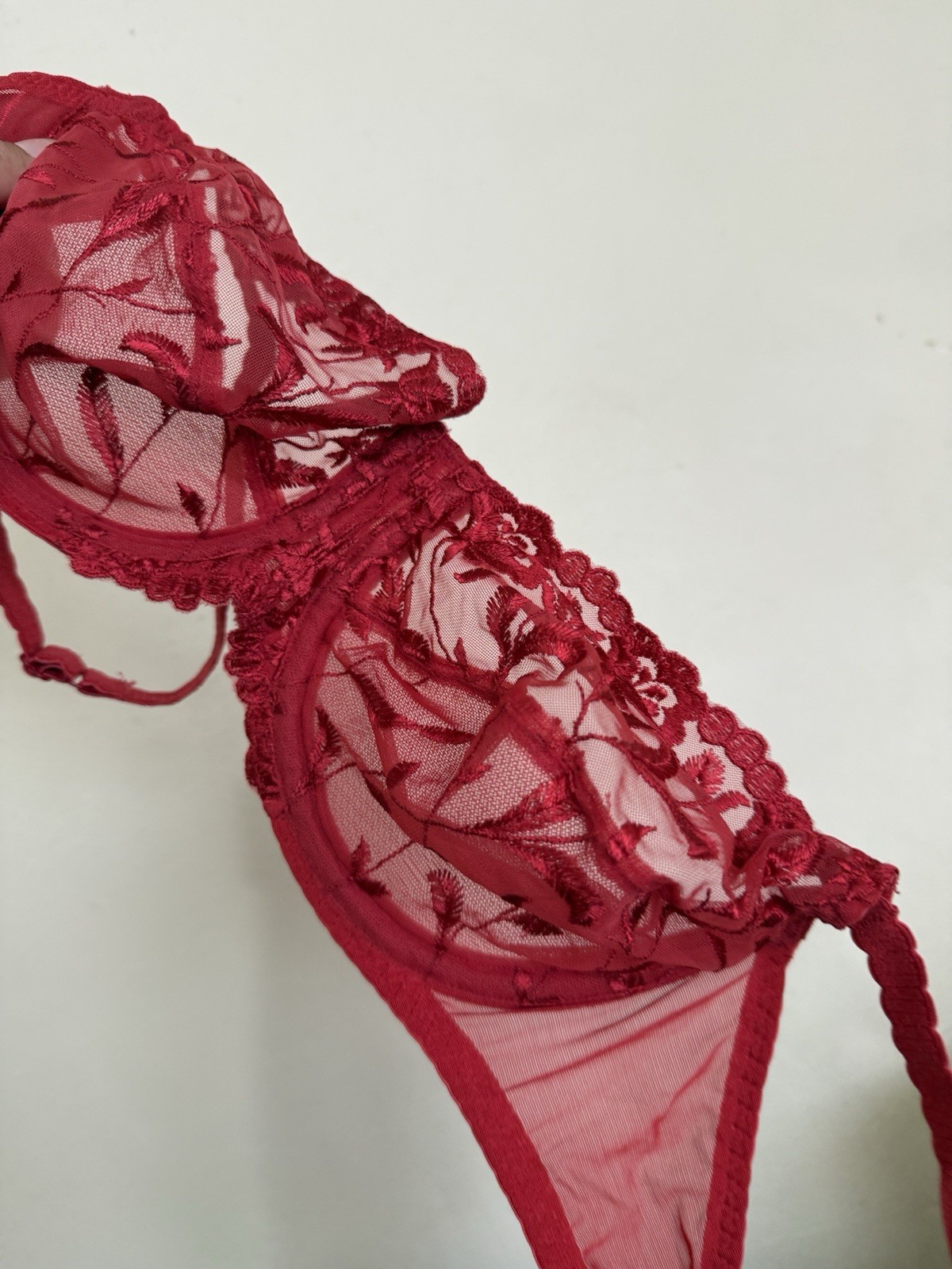 NWT NOS Vtg 2001 Victorias Secret 34D Angels Embroidered Balconet Bra CHRISTMAS