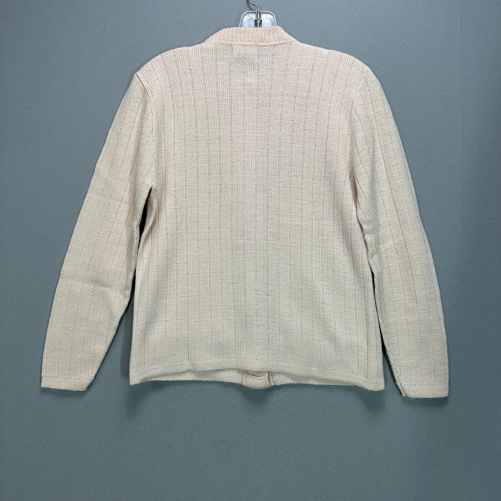 Vintage Solid Beige Oatmeal Cardigan Sweater S/M Montgomery Ward 70s Pockets