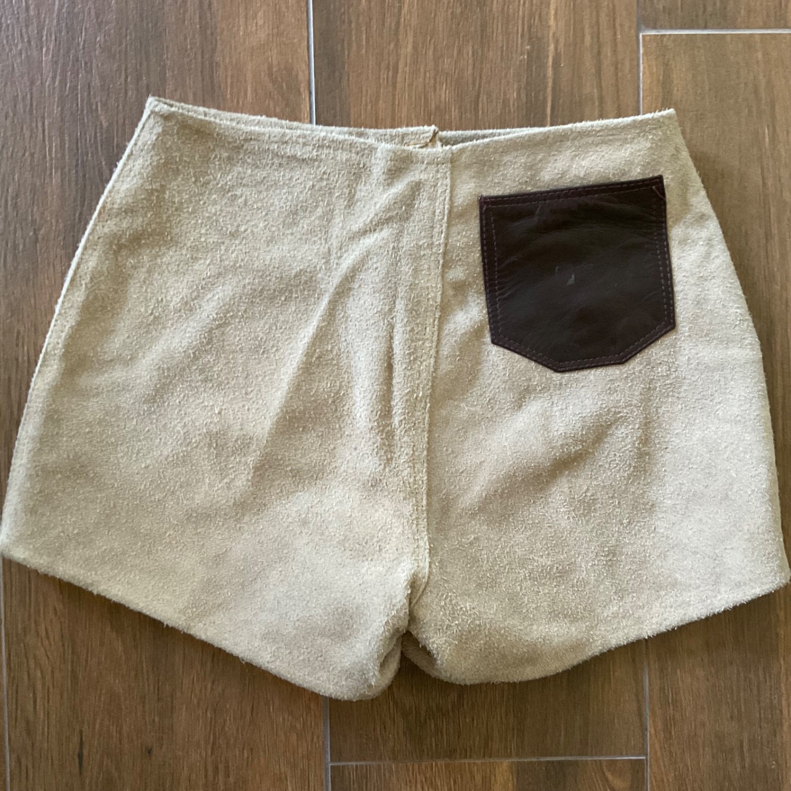 Vintage 1960s Tan Brown Suede Leather Poncho Snap Button Boho Hippie Cape Medium