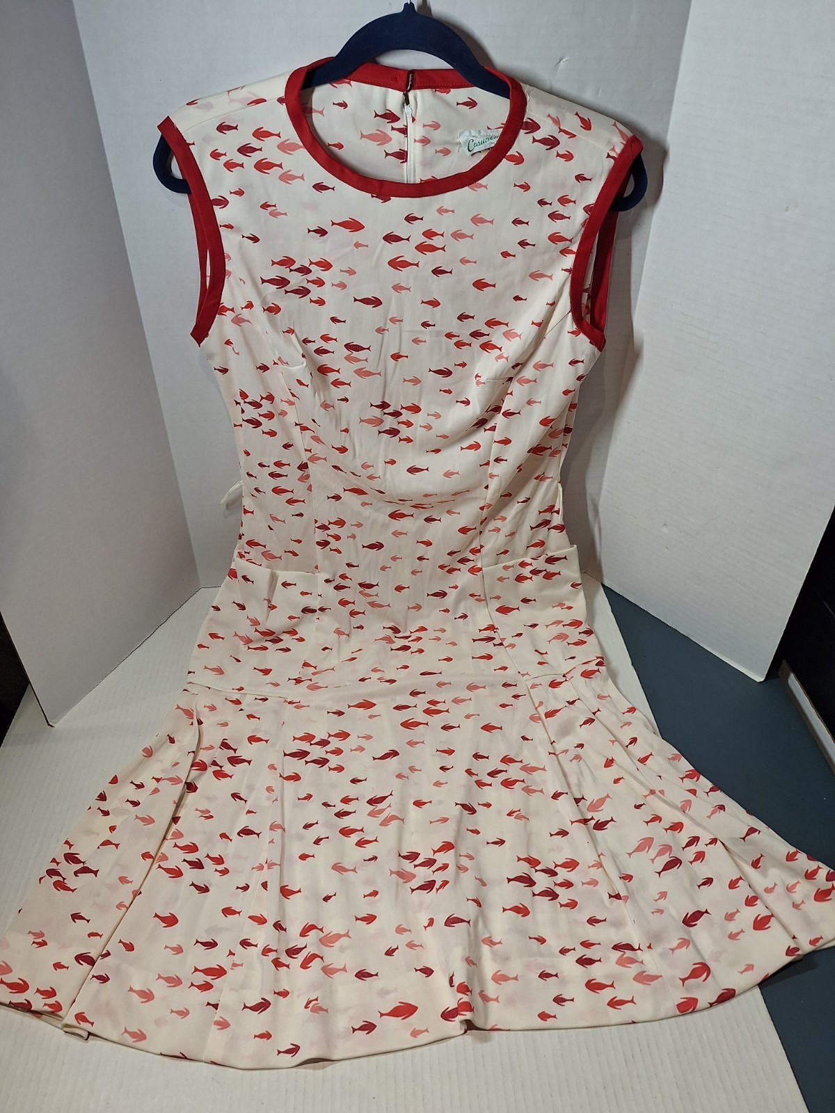Vintage 1960s Casualmaker Dress Size 12 Polyester Fish Theme Pockets