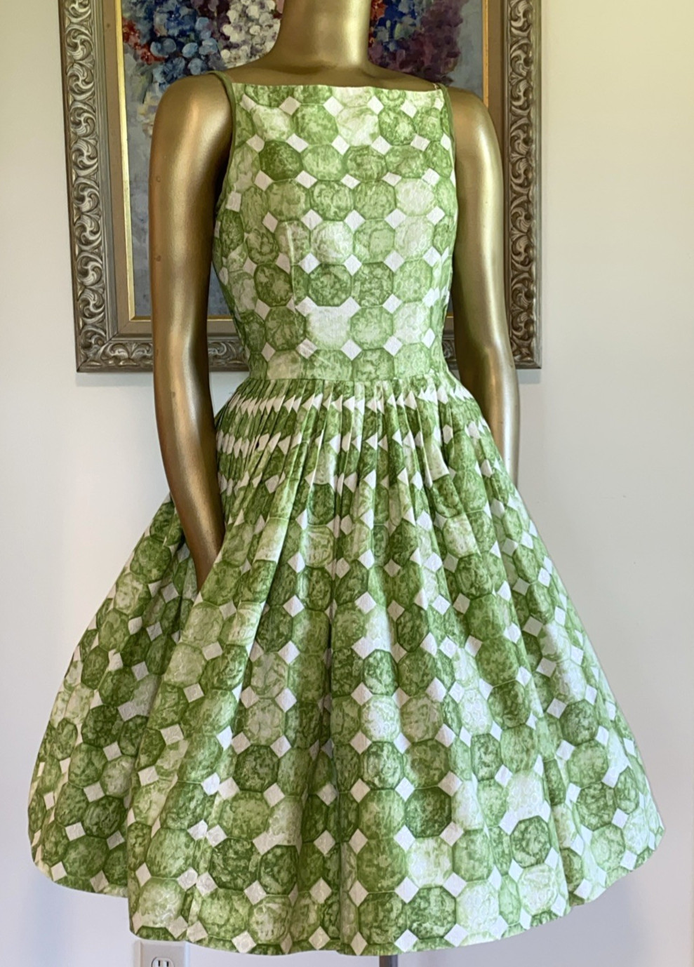VINTAGE 1950&rsquo;s Gorgeous Cotton Fit & Flare Green Print Dress S Full Circle Skirt