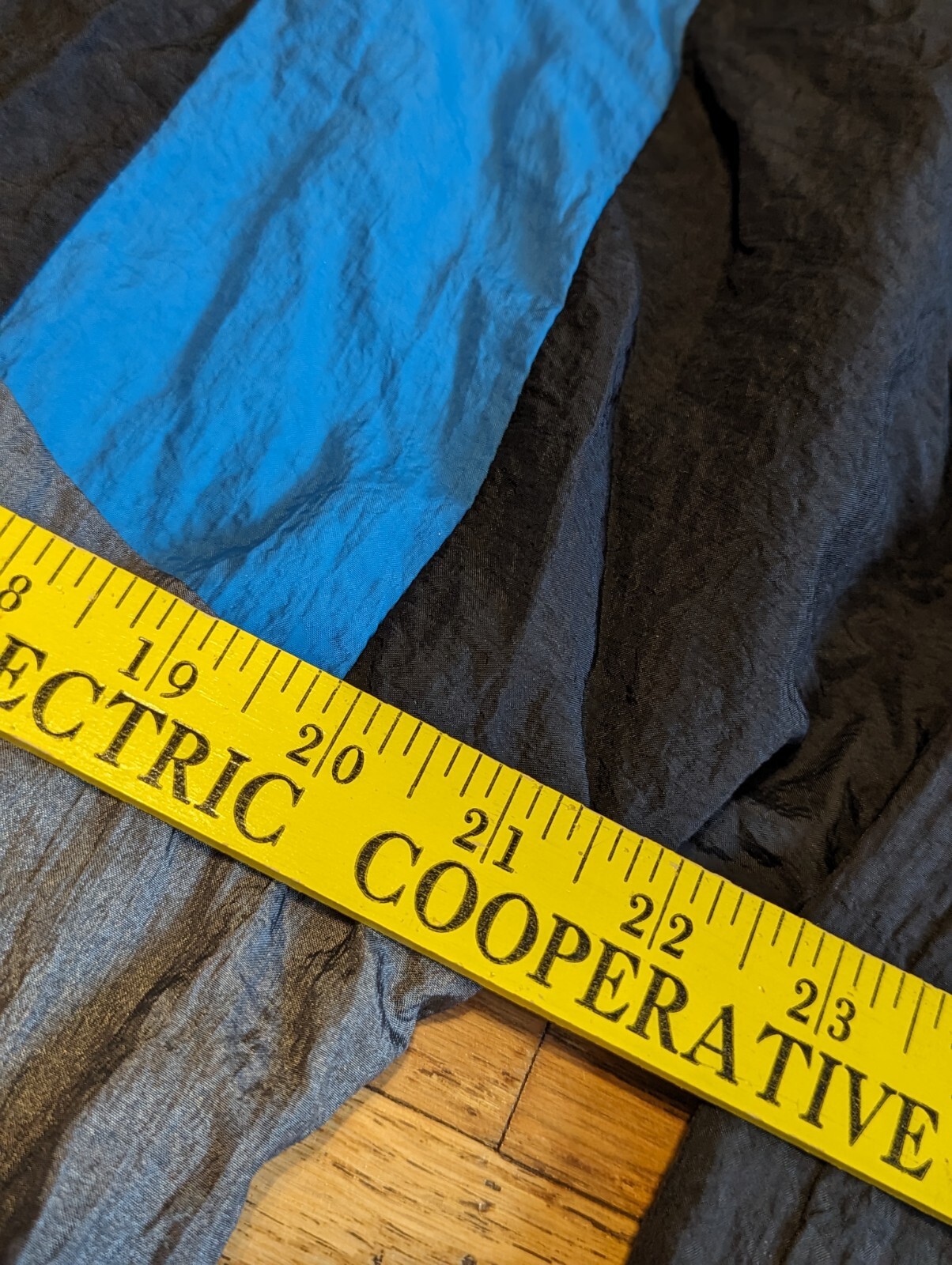 Vtg WINDBREAKER Brand Nylon Jacket – SMALL – 90s Activewear Travel Outdoor Gym
