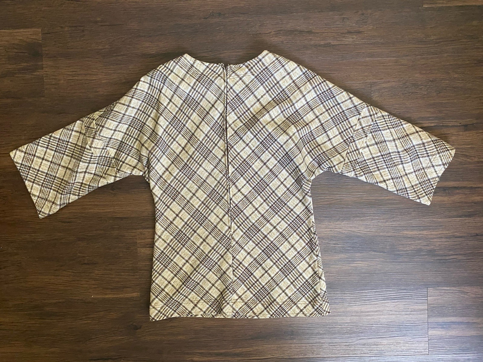 Vintage 1960s 1970s Plaid Women Shirt Pockets Bell Sleeves Mod Brown Tone tunic