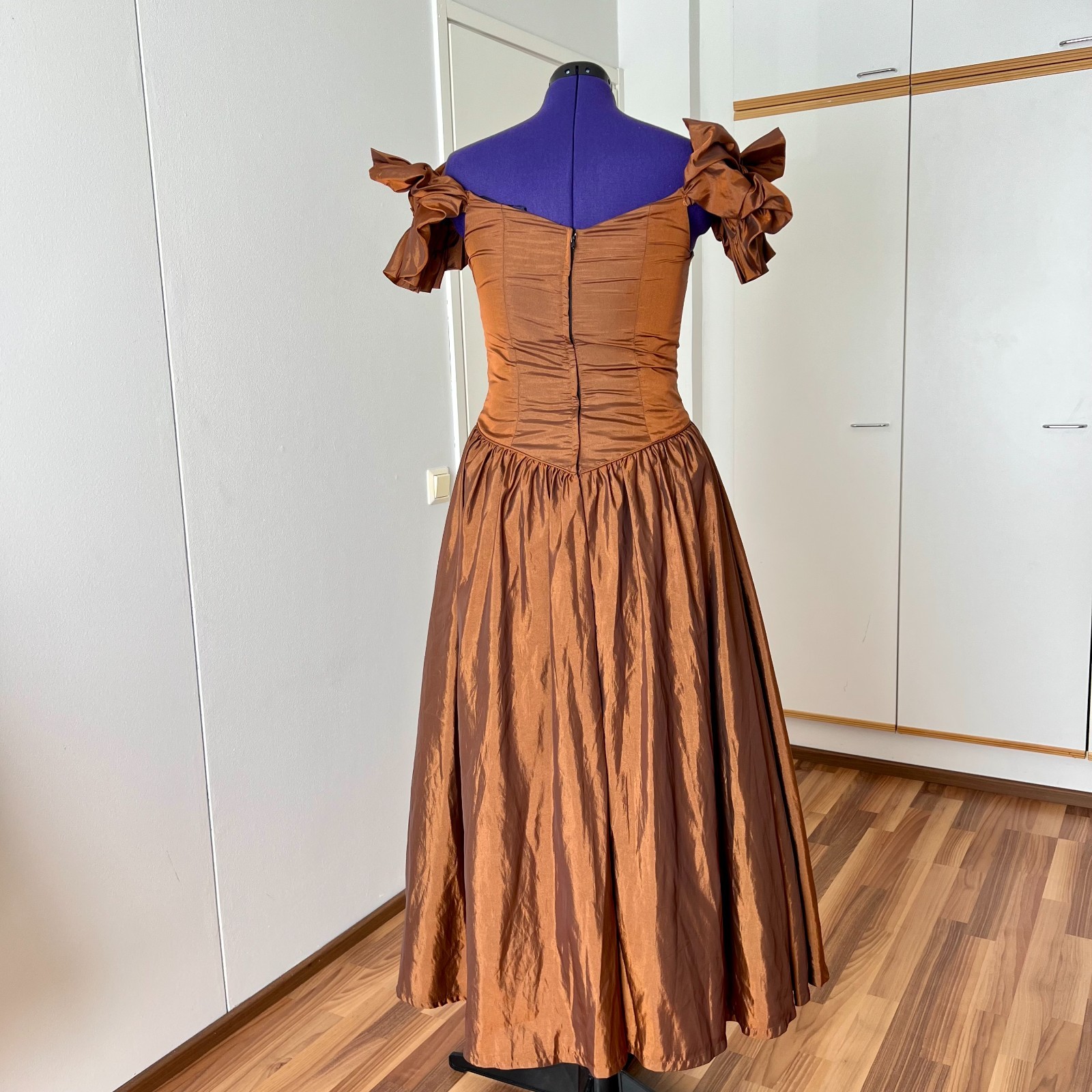 1980s JOHN CHARLES Taffeta Off Shoulder Cocktail Party Dress Basque Waist Prom