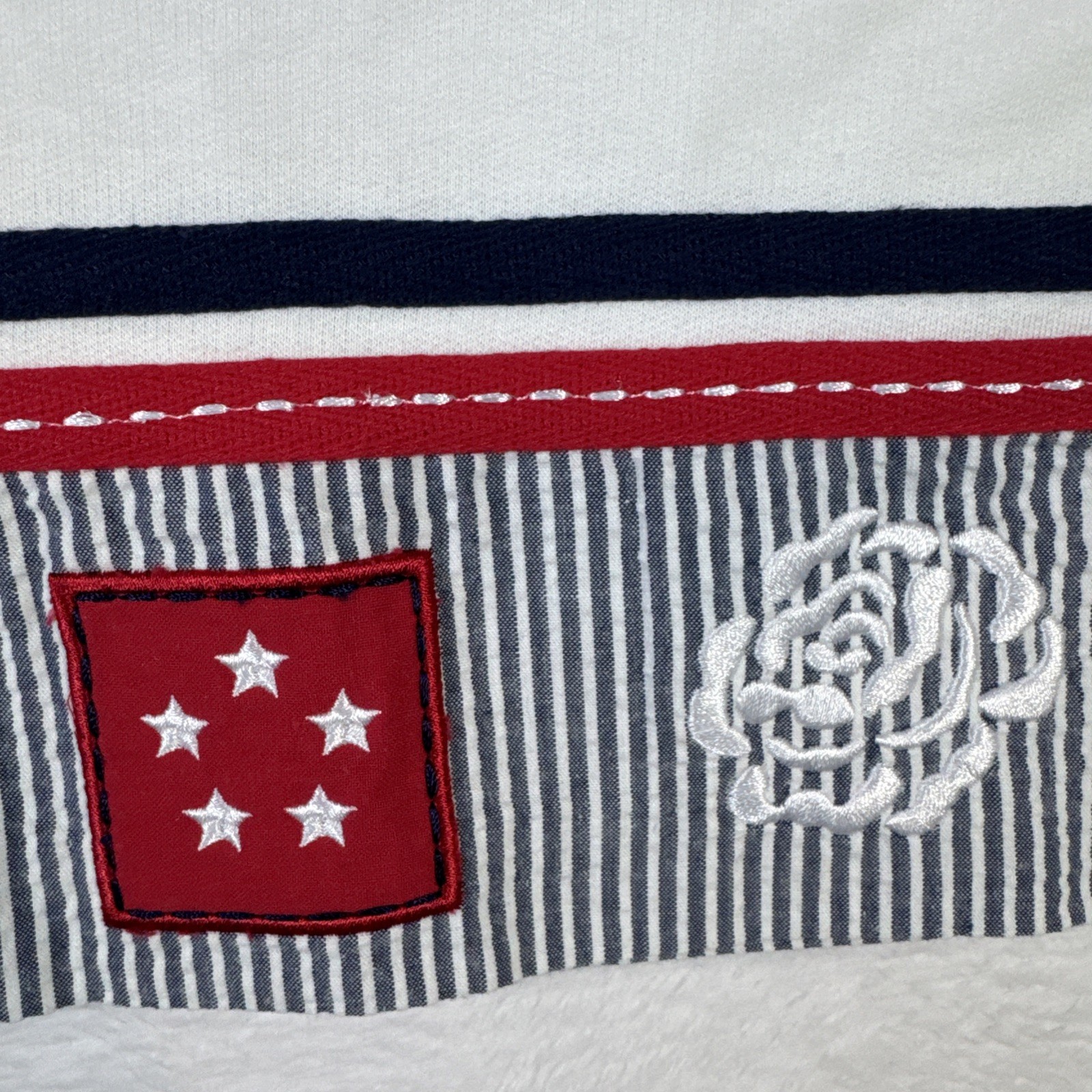 1990s Koret Poly-Cotton Short Sleeve Red White Blue Embroidery Short Sleeve Medu