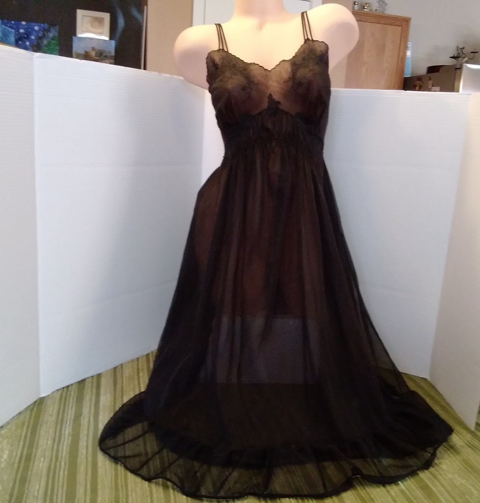 Vintage Elegant Black Kayser Chiffon Nylon Dress Slip Pleated Lingerie Size 32