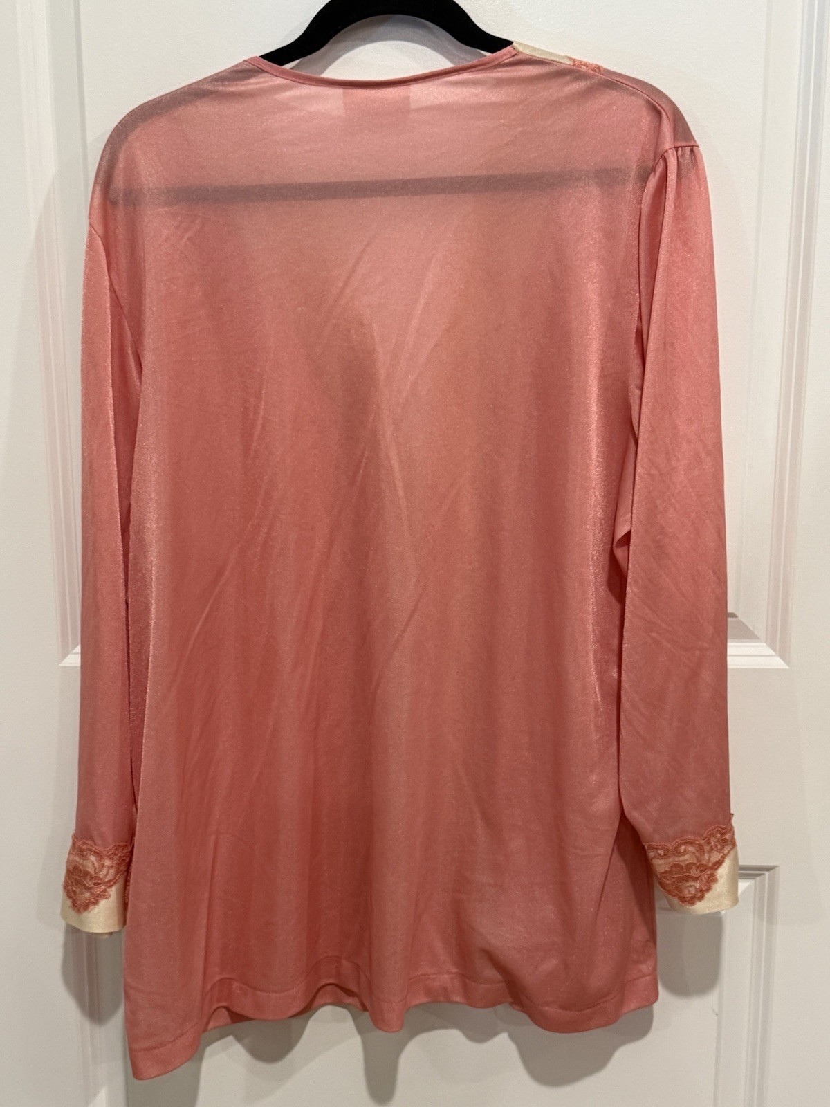 Vintage Undercover Wear Pink Bed Jacket Lingerie Robe Lace Trim Button Front