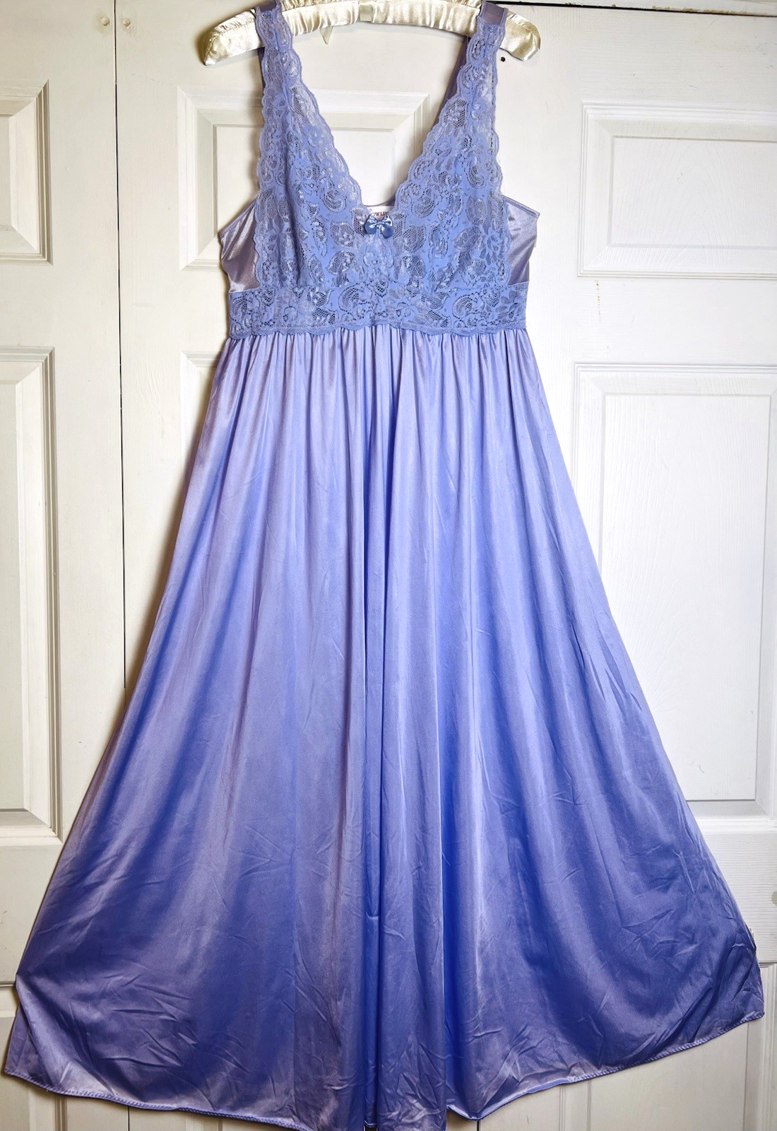 Vtg Shadowline Sz M Lilac Lace Bodice Nylon Stretchy Women Sweep Nightgown Gown