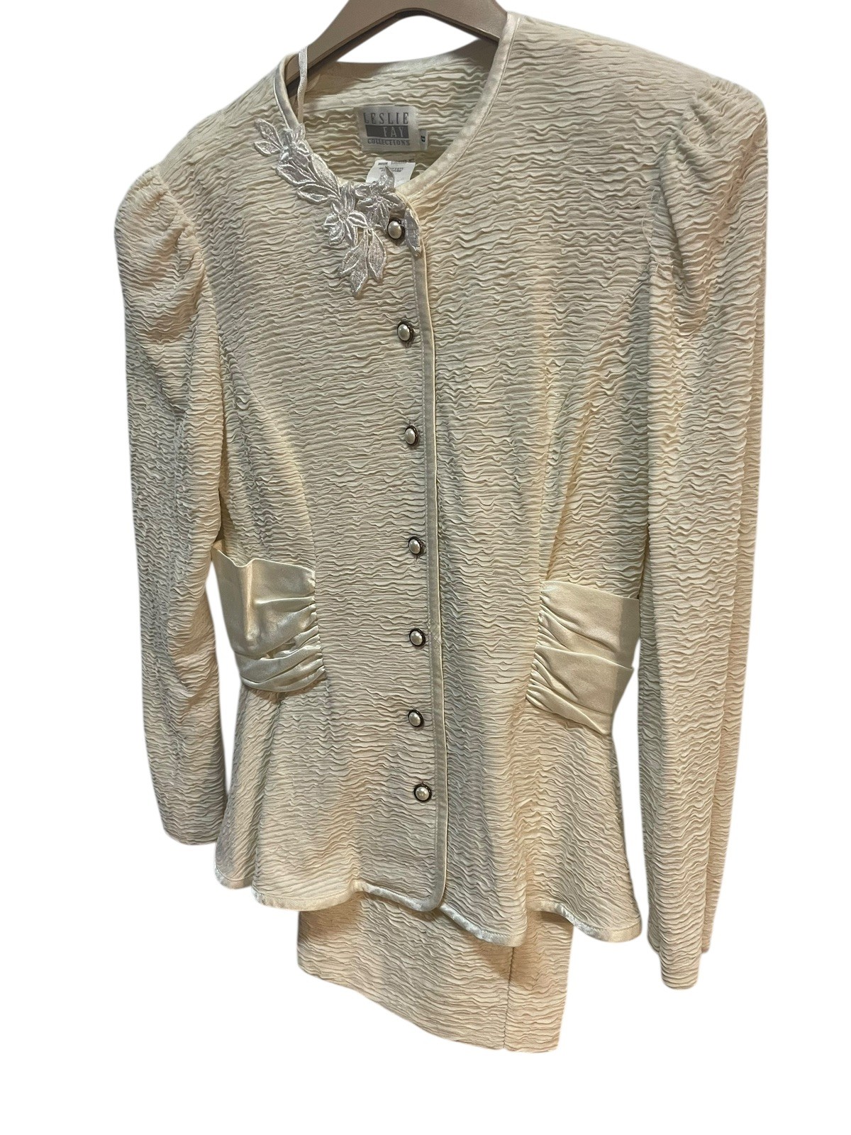 Vintage Leslie Fay Cream Textured Skirt Suit Set Womens 8 Vintage Formal Church