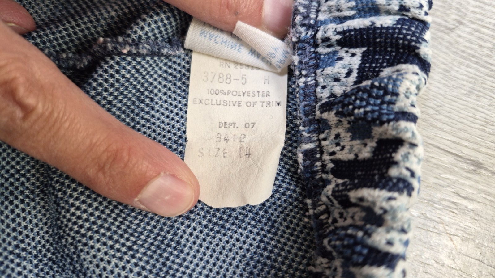 Vintage 60&rsquo;s SEARS Double Knit Blue Houndstooth Bell Bottoms Pants – Size M
