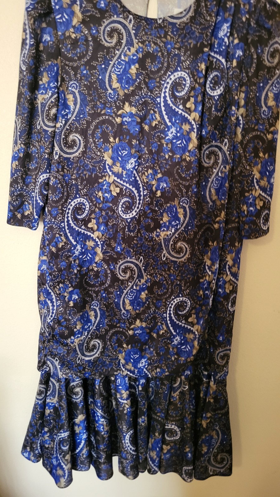 Vintage Risa Ann NY Blue Paisley Pleated Party Dress 14.5 Key Hole Back 80s 90s