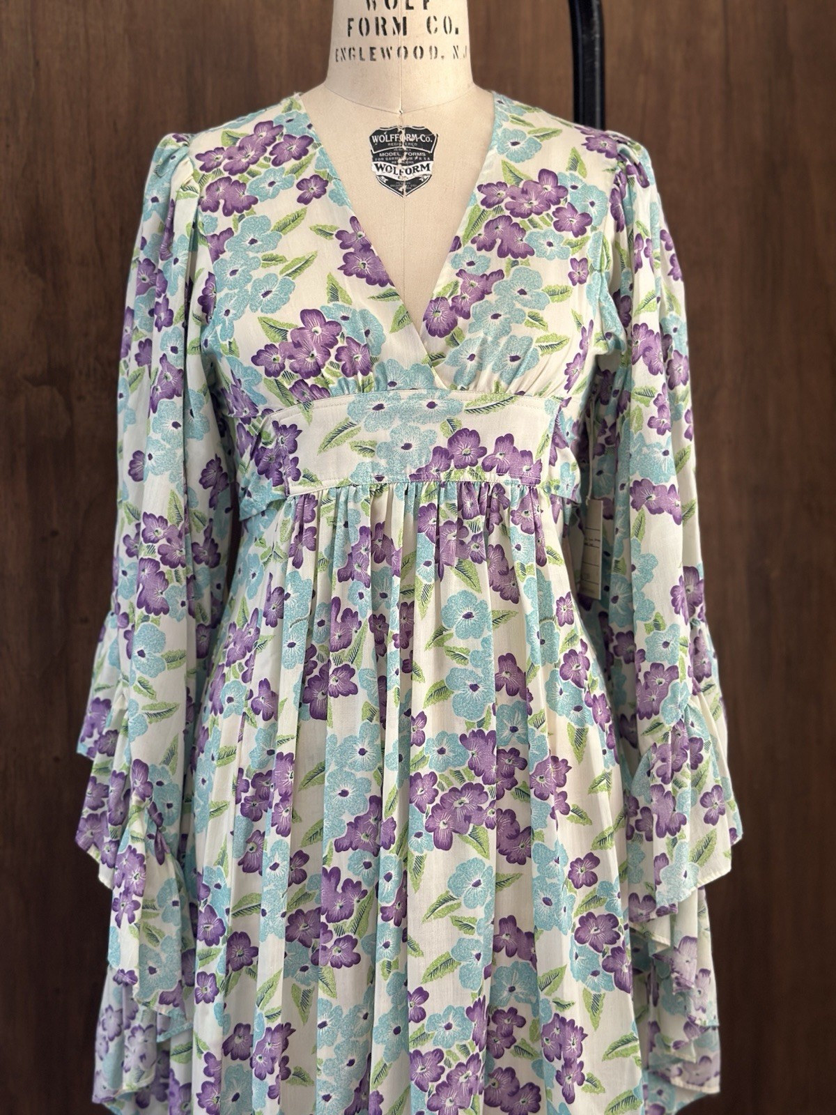 Vintage 70’s Floral Boho Maxi Butterfly Sleeve Maxi Dress XS/S Boho Hippie