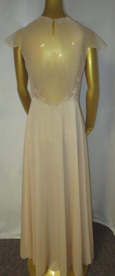 Vtg Nude Full Length Nightgown Vanity Fair Lace Applique Bodice Romantic Size 36