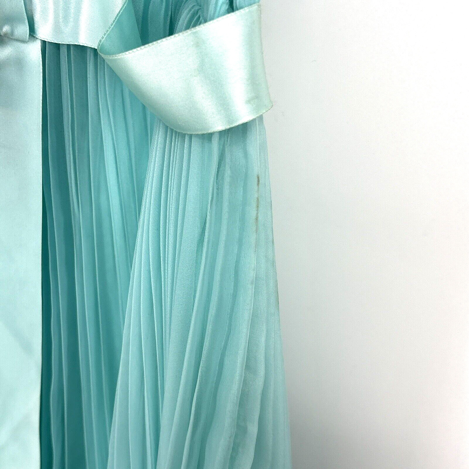 Vintage 1950&rsquo;s Montgomery Ward Aqua Chiffon Dress Gown 26&Prime; Waist Tags *READ*