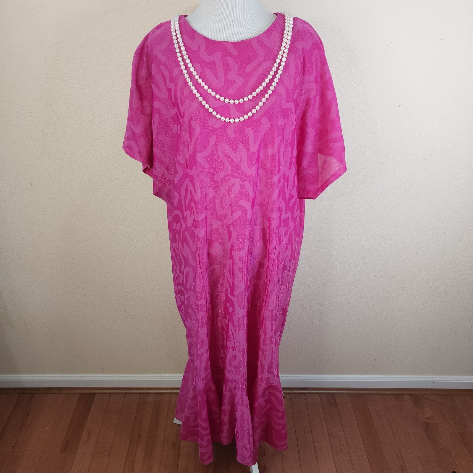 Risa Ann Vintage Midi Shift Dress Shift Size 24.5 Attached Necklace Magenta