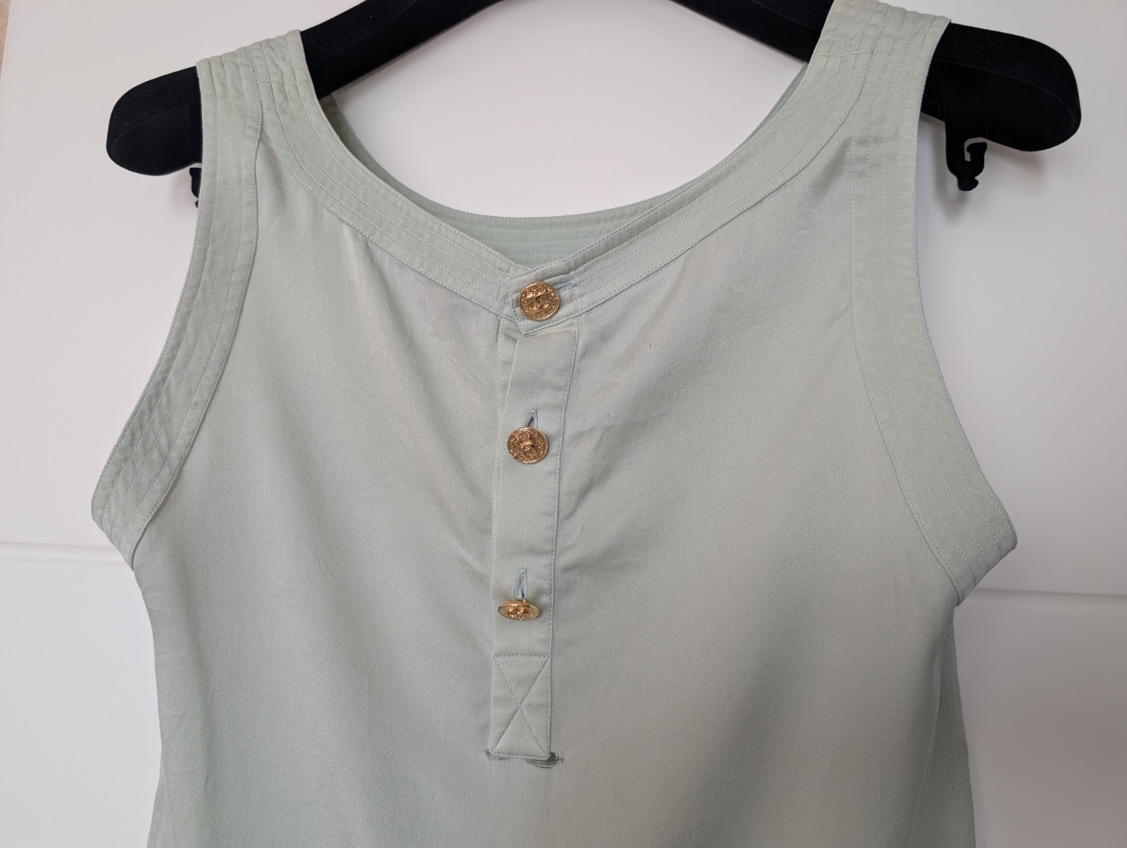 CHANEL Boutique 80-90&rsquo;s CC Gold Buttons Sleeveless Blouse Top Shirt Tank Vest S