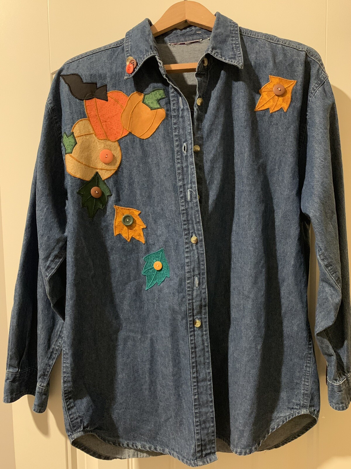 Vintage Denim Button Down With Pumpkins School Teacher Medium