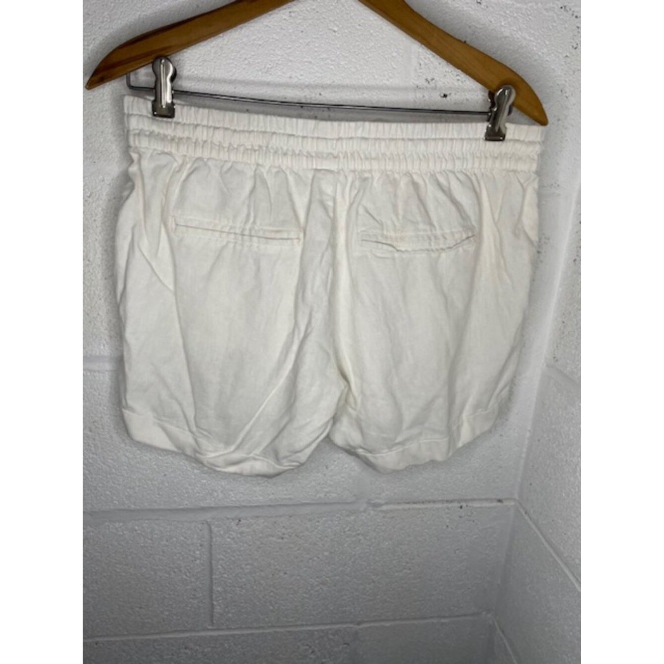 Old Navy White Linen Shorts