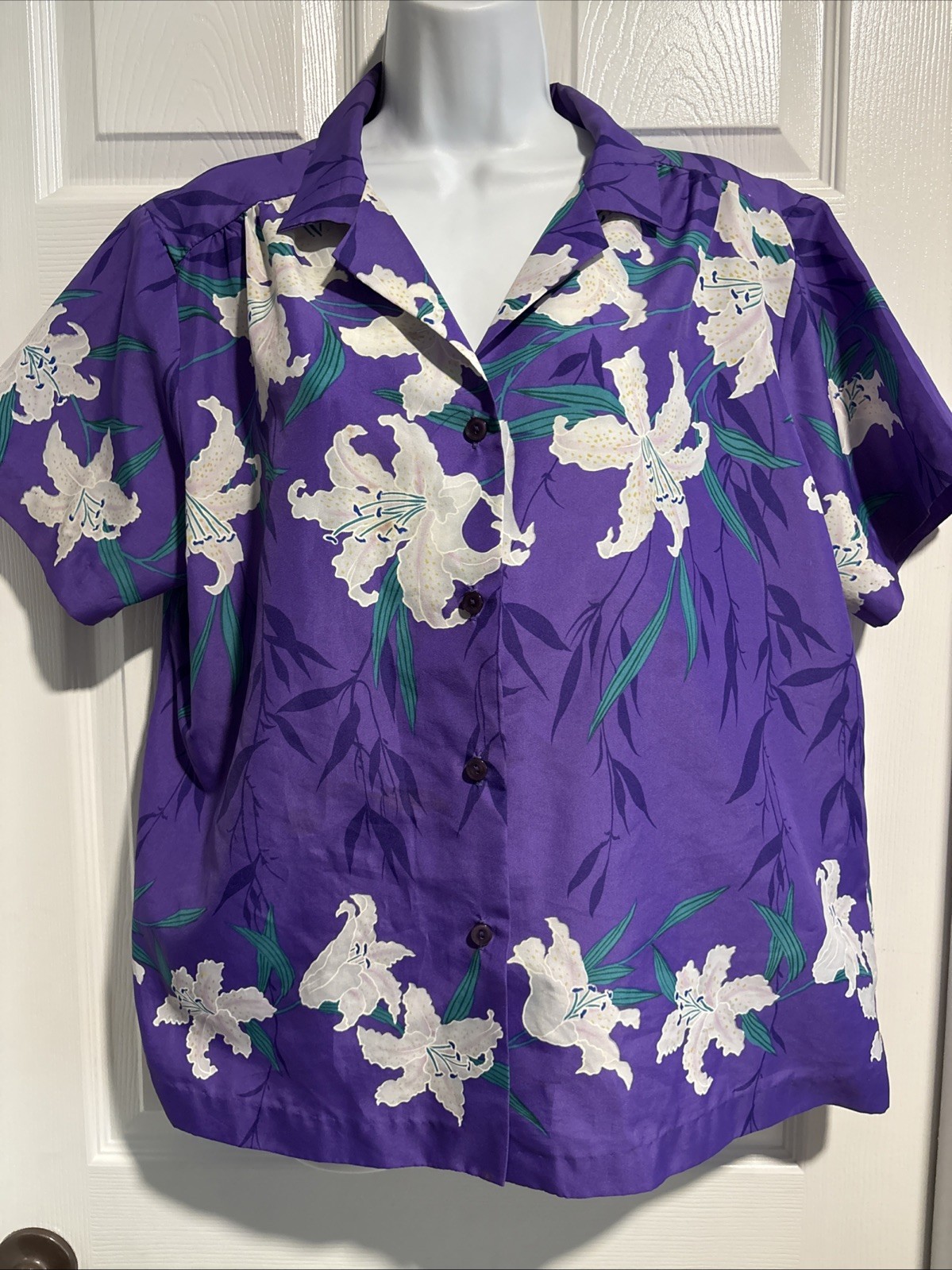 Women’s Hilo Hattie Floral Purple Hawaiian Aloha Shirt, L Large Vintage