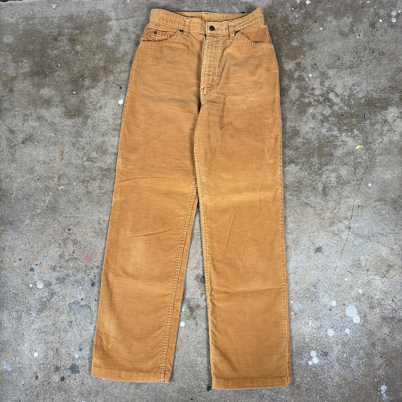 Vintage 70s Levi’s Tan Corduroy White Tab Loose Fit Pants Size 27×28.5