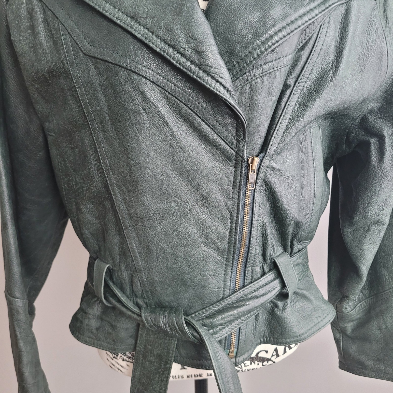 Vintage Adventure Bound Wilson&rsquo;s dark green leather bomber jacket thinsulate