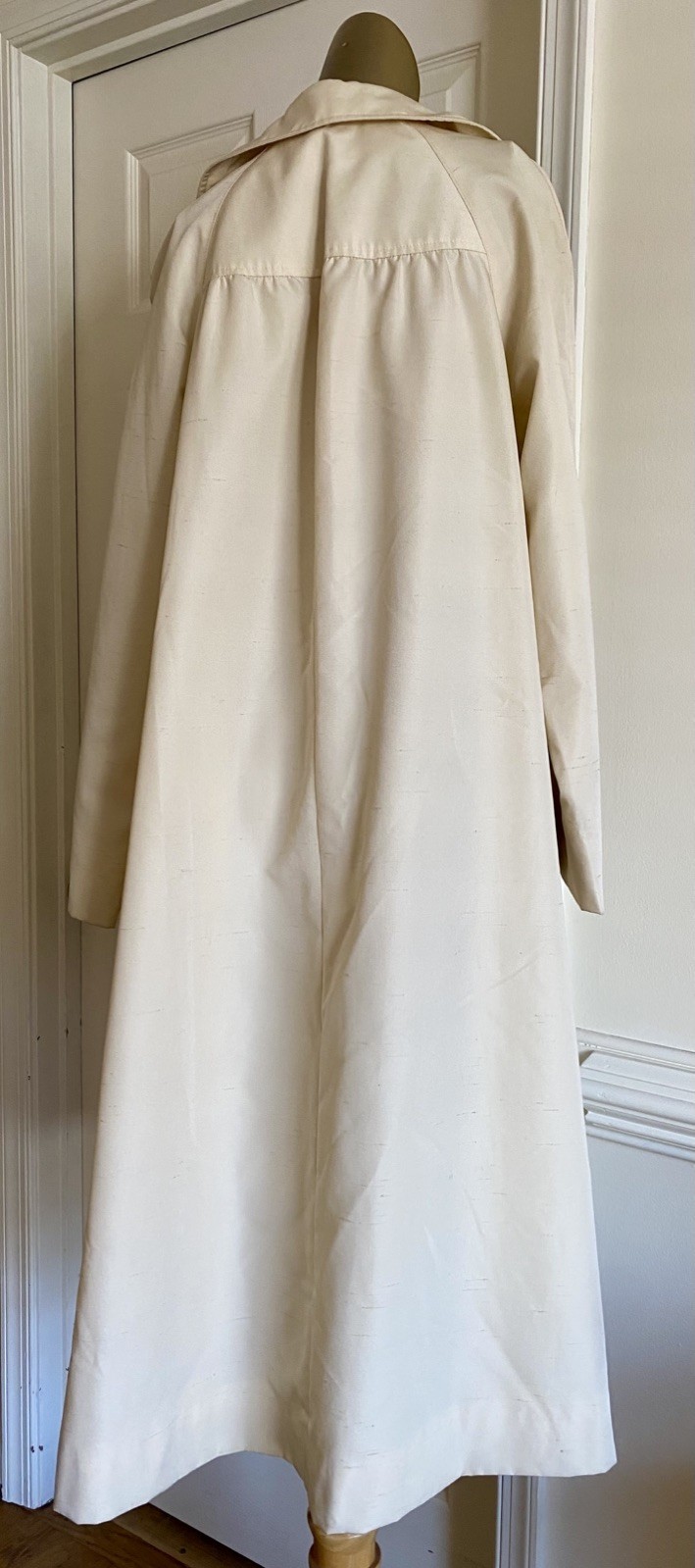 Vintage Volup 60’s Mod Spring Swing Trench Coat Cream Single Breasted Size L