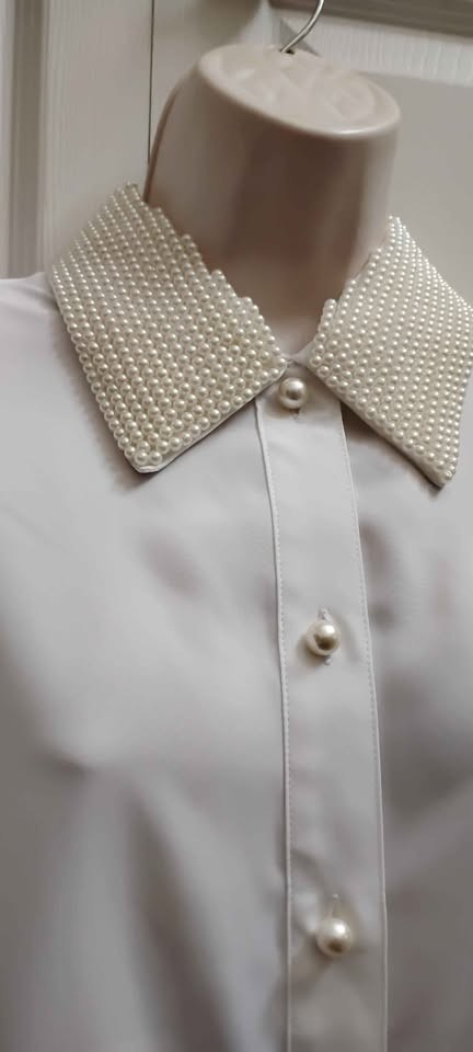 Women&rsquo;s Size 14 Vintage Blouse White Long Sleeves Faux Pearl Trim NWT