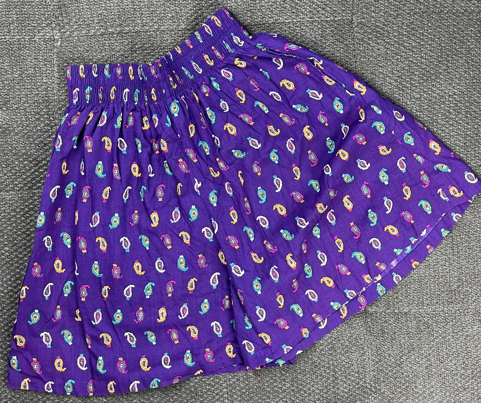 Vintage 80s 90s Purple Paisley Print Pull On High Waisted Soft Shorts Womens