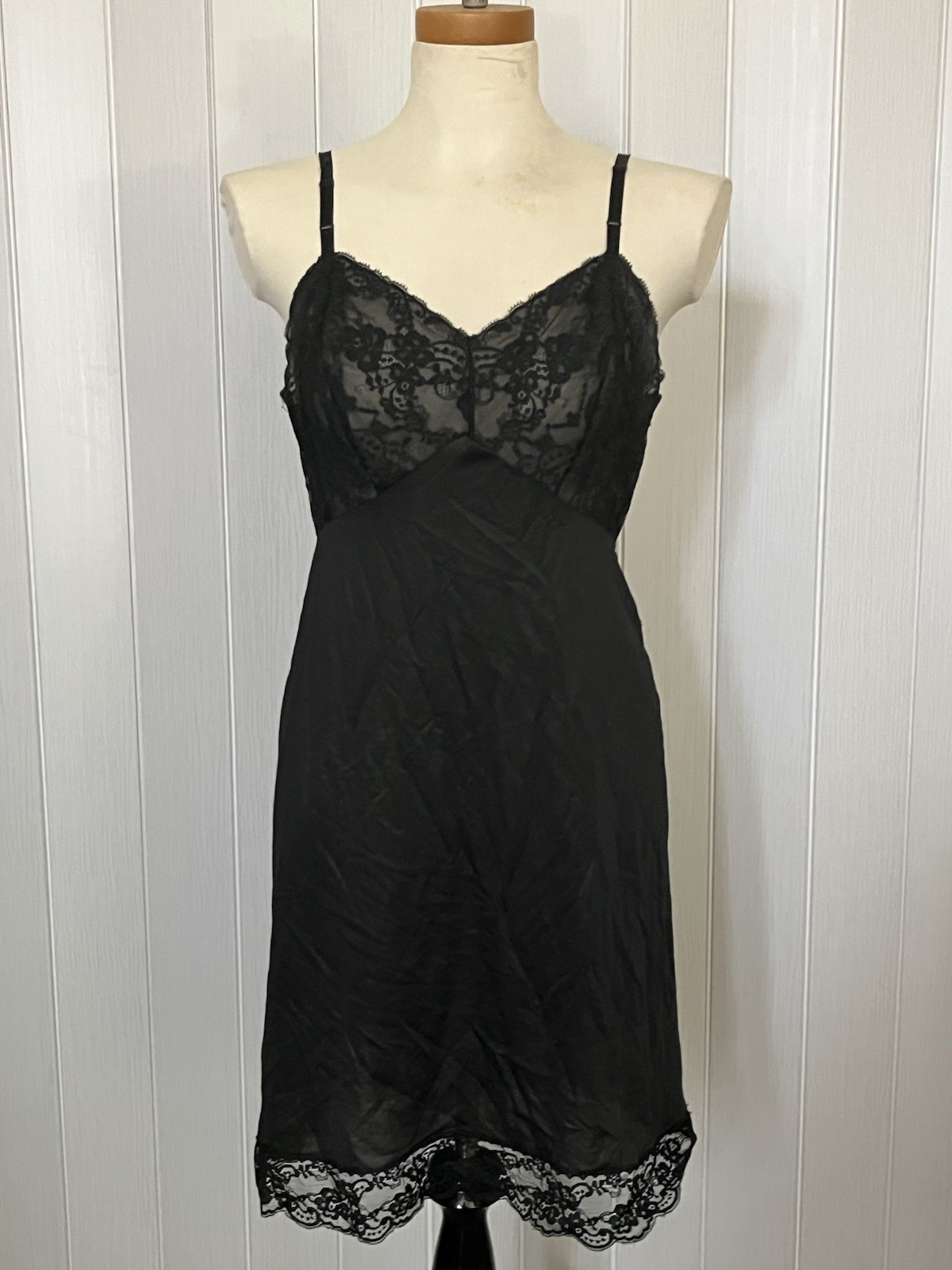 Van Raalte Vintage Original Black Nylon Lace Slip S MPN 34 Everyday 34in Hem