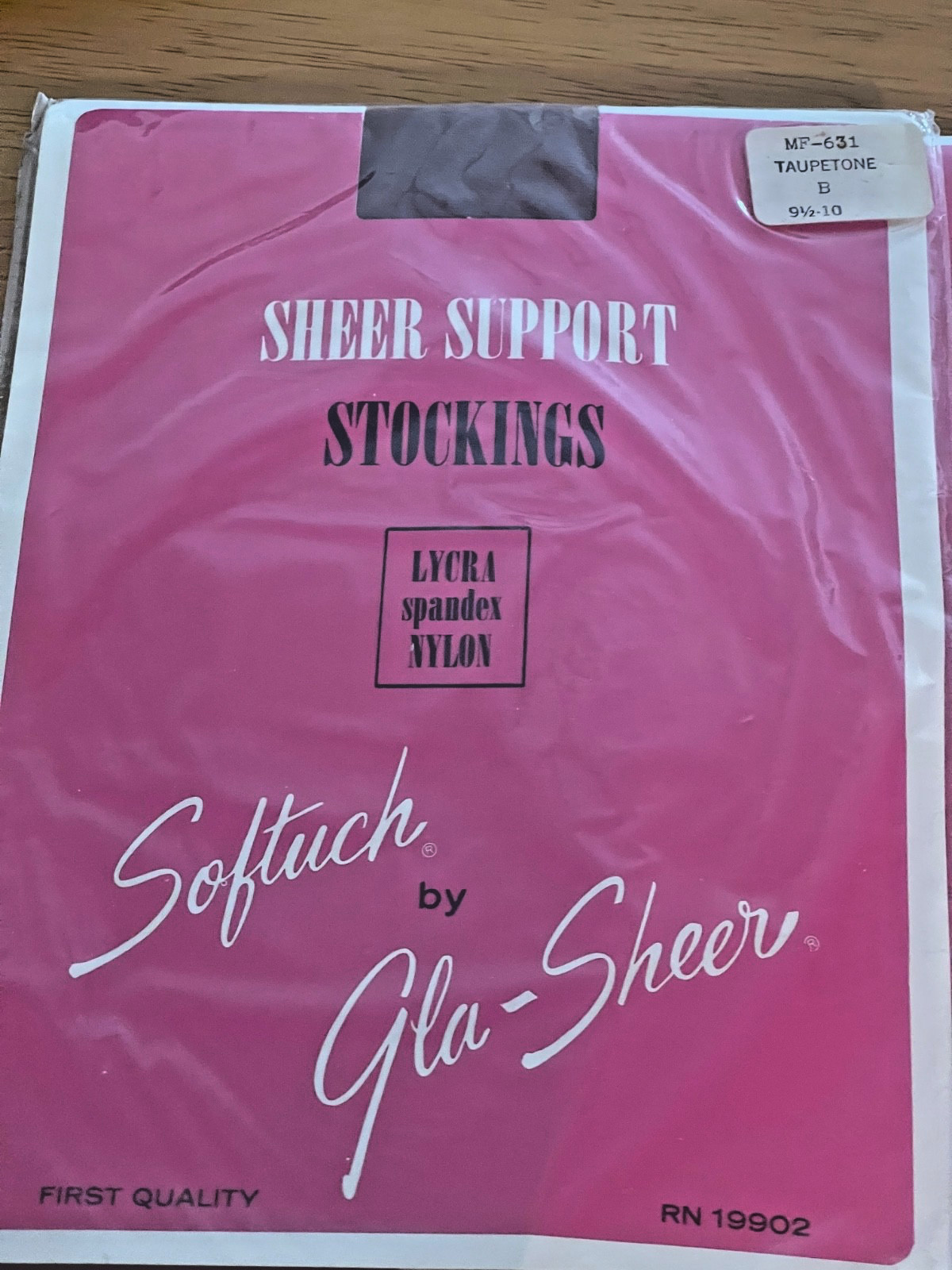 2 PR GLA-SHEER Support Seamless “SOFTUCH” Stockings Taupetone Size B 9-1/2 – 10