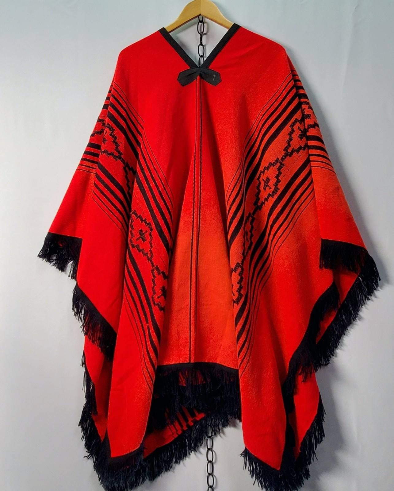 Vintage Men&rsquo;s Large Red Wool Argentine Gaucho Poncho w/Black Fringe 47&Prime;