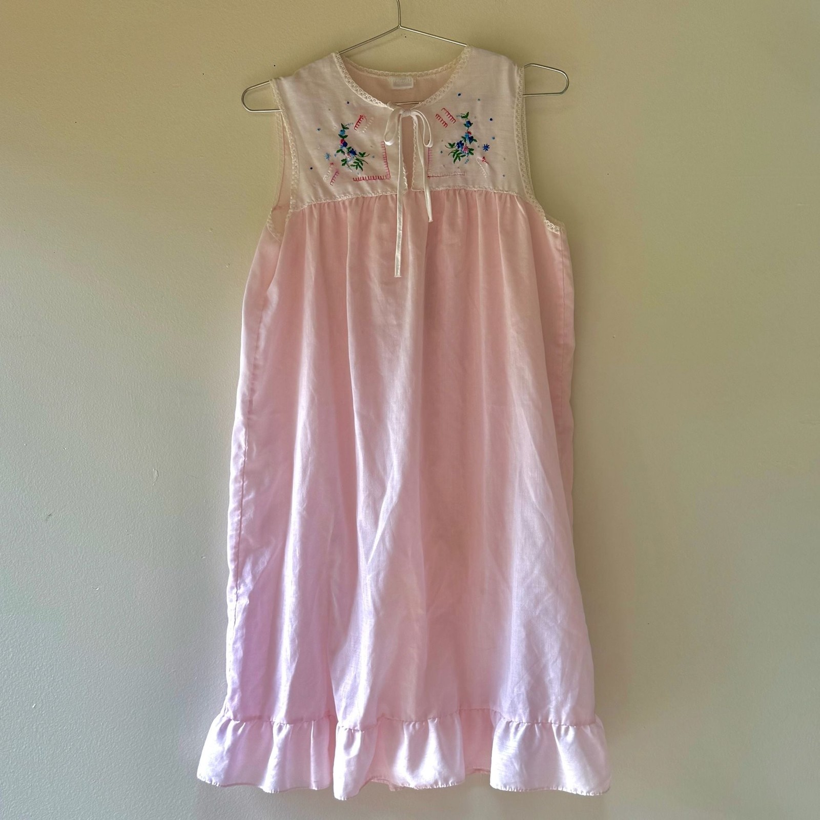 Vintage Montgomery Ward Pink Floral Embroidered Sleeveless Nightgown