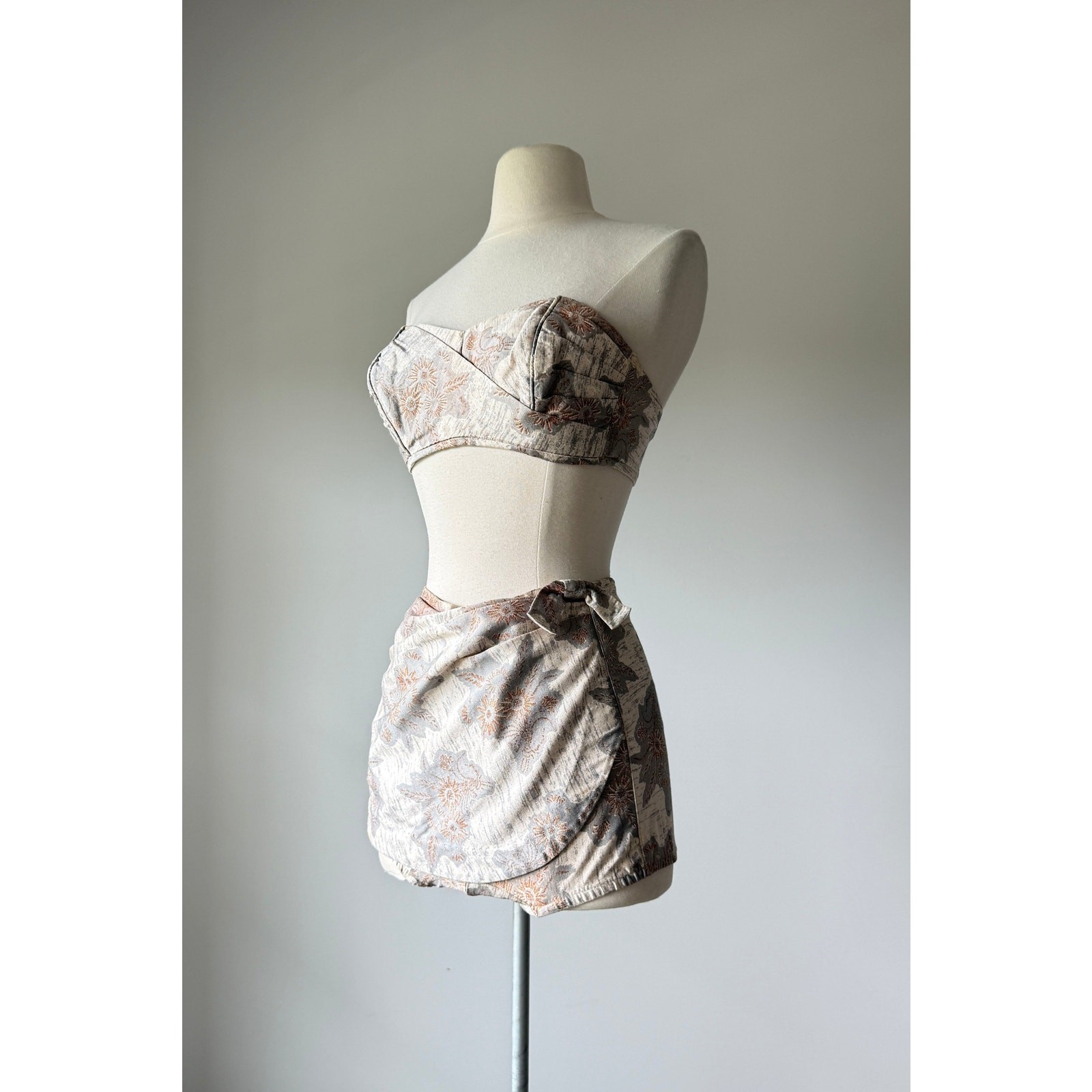 Vintage 1950s Roxanne Bombshell Bikini Swimsuit Gray XS/S