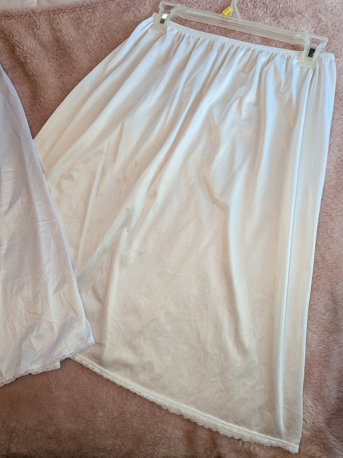 2-Women&rsquo;s Size L White Half Slips W/Slit-Vassarette