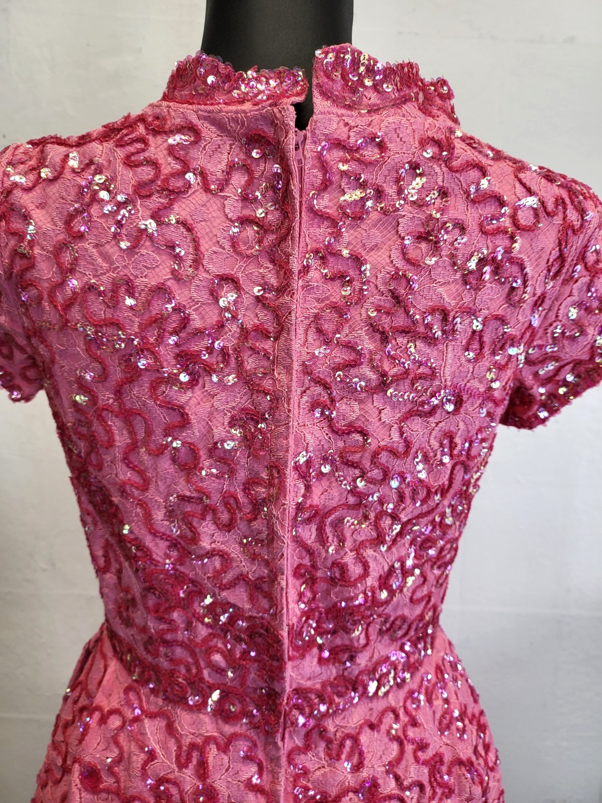 1960&rsquo;s Vibrant Pink Shimmering Sequin & Lace Hostess Gown Dress Size 10