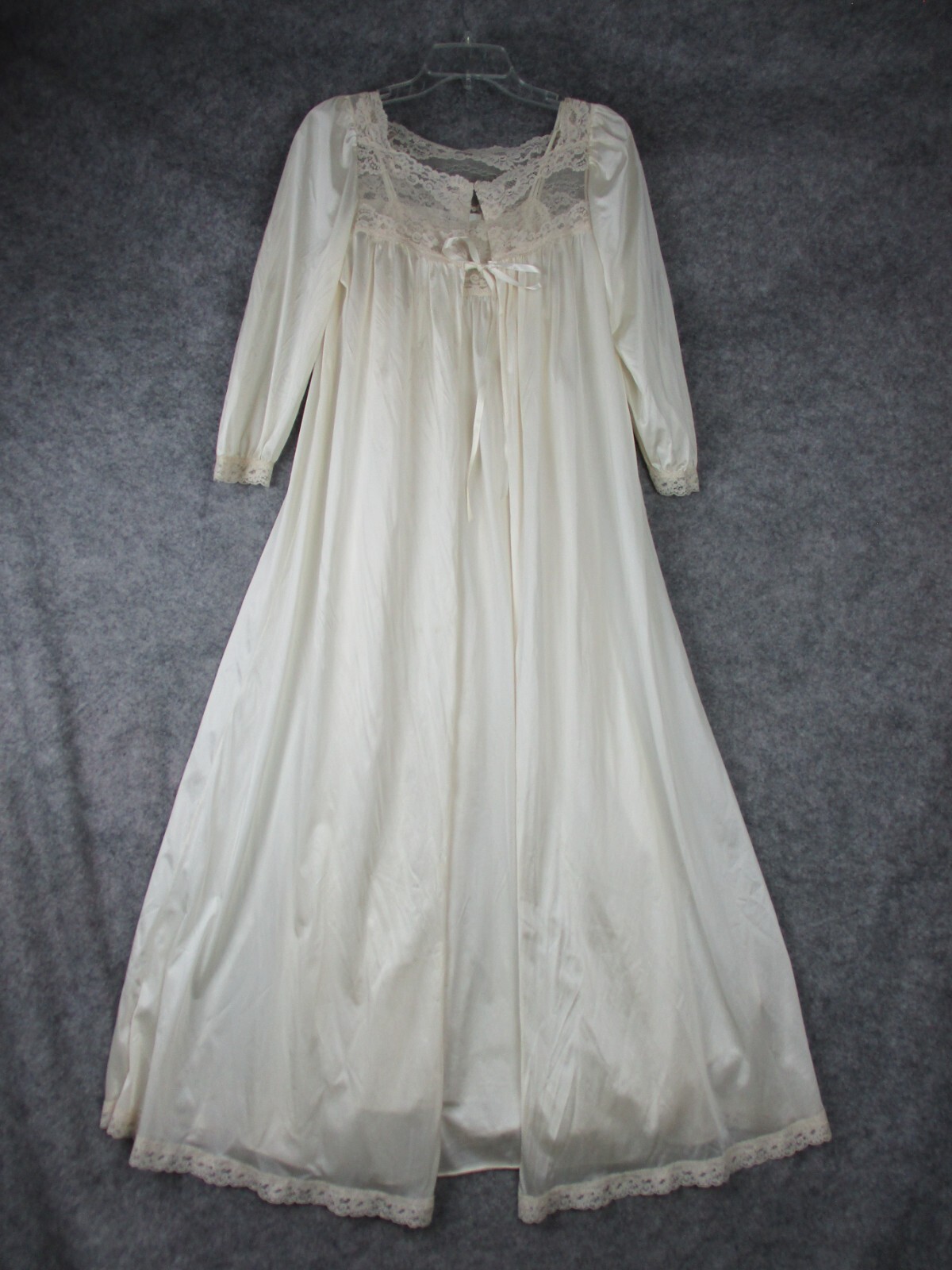 Miss Elaine Peignoir Robe nightgown & Dress Women S Ivory BUTTER SOFT Nylon Lace