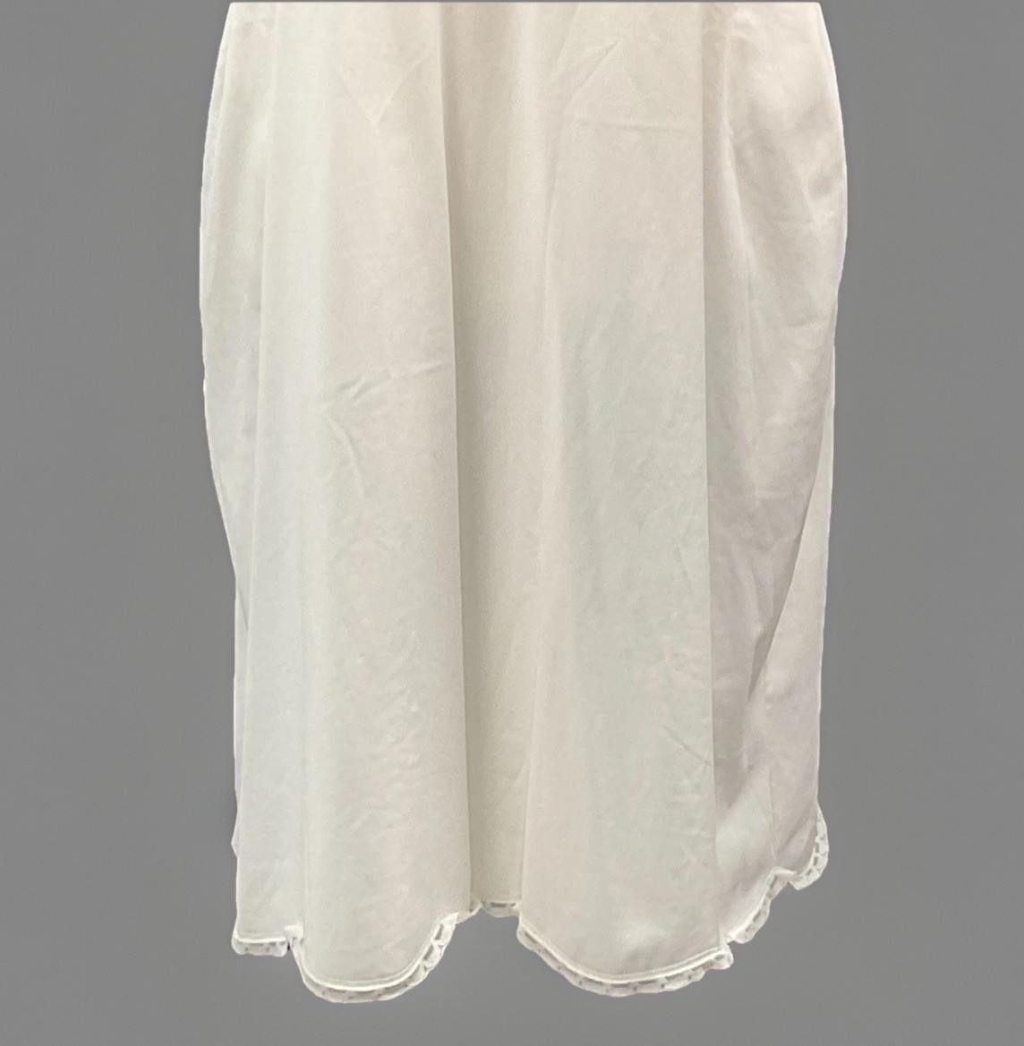 Vintage SHADOWLINE Full Figure White Lace Edge Full Slip Sz 40