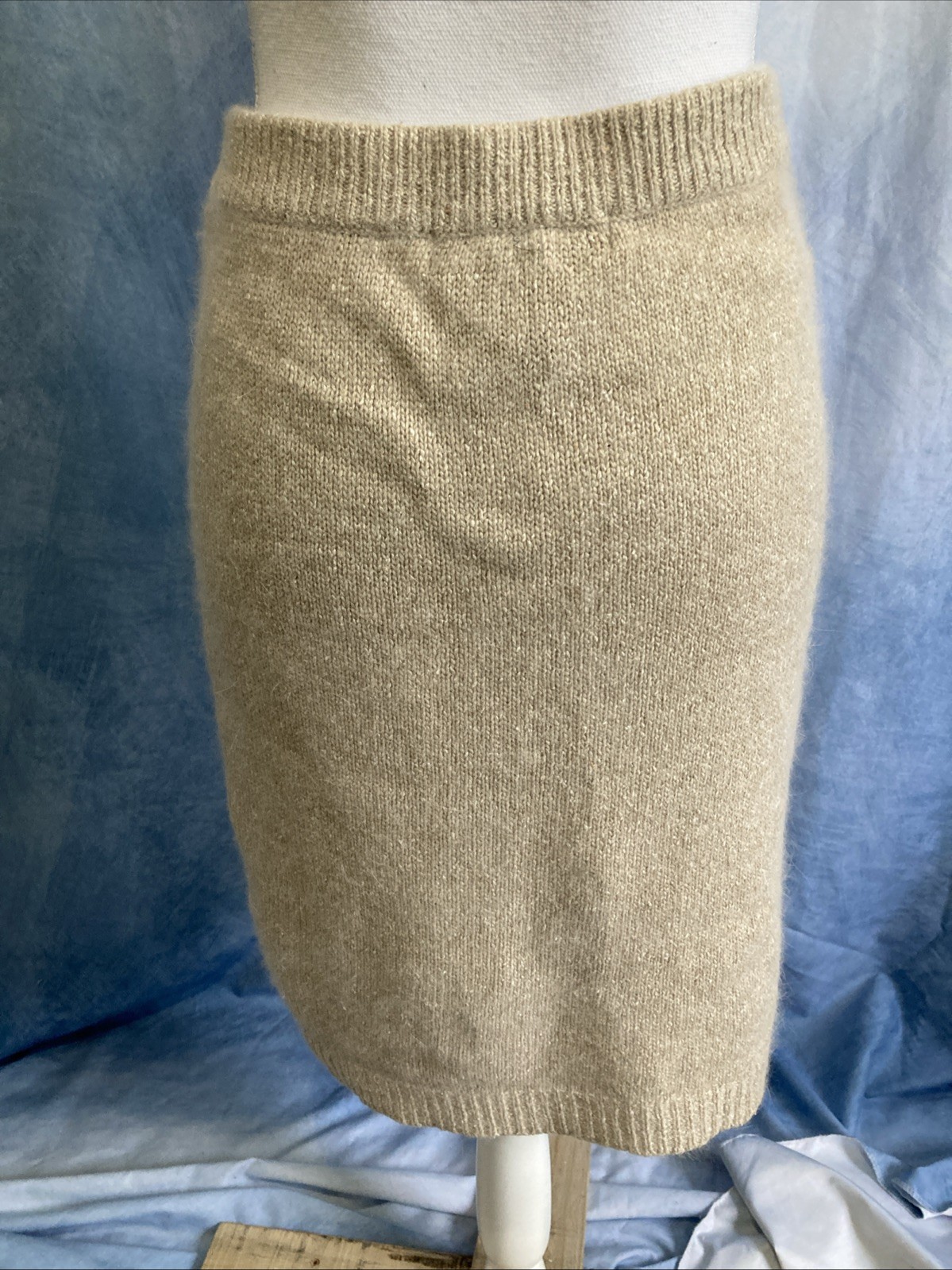 VTG 90s I.B. Diffusion Knit Skirt Medium Beige Cream Silk Blend Angora Lambswool