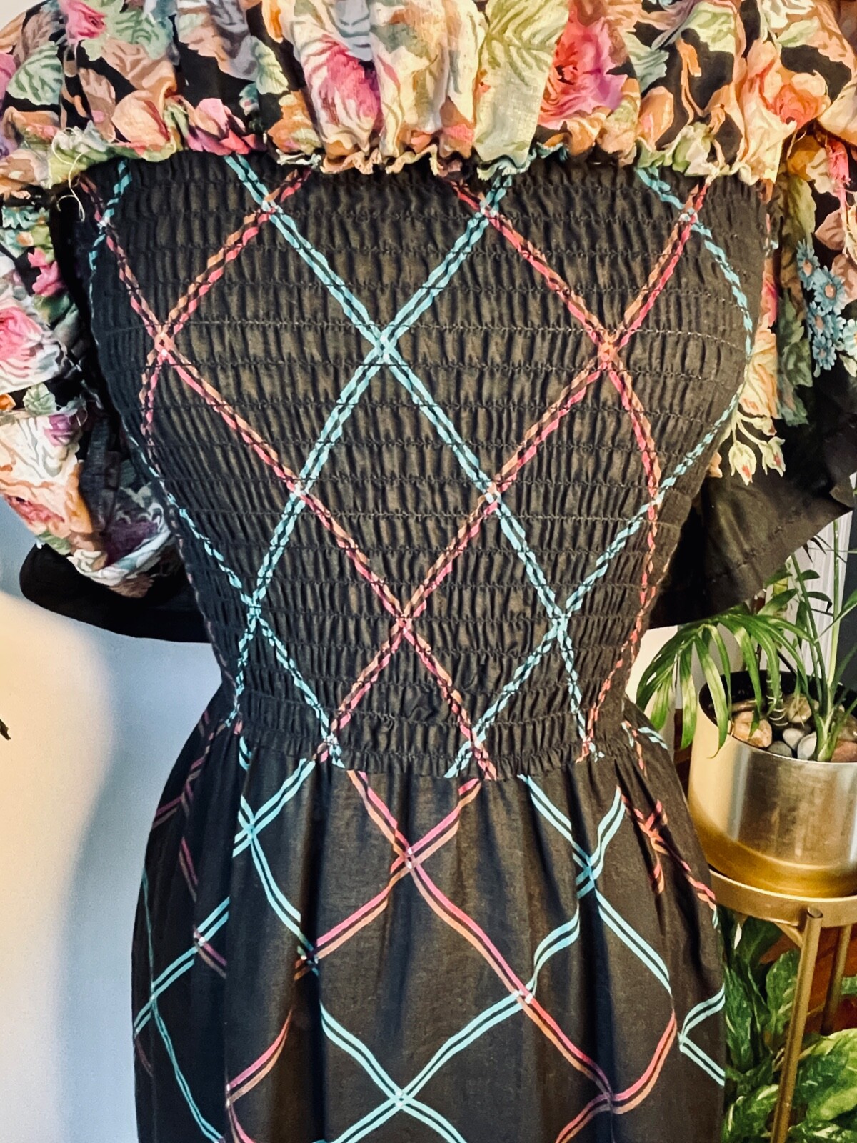 VTG 70&rsquo;S PRETTY!!HANDMADE BOHO HIPPY FLORAL RUFFLED SMOCKED SUNDRESS DRESS*S/M