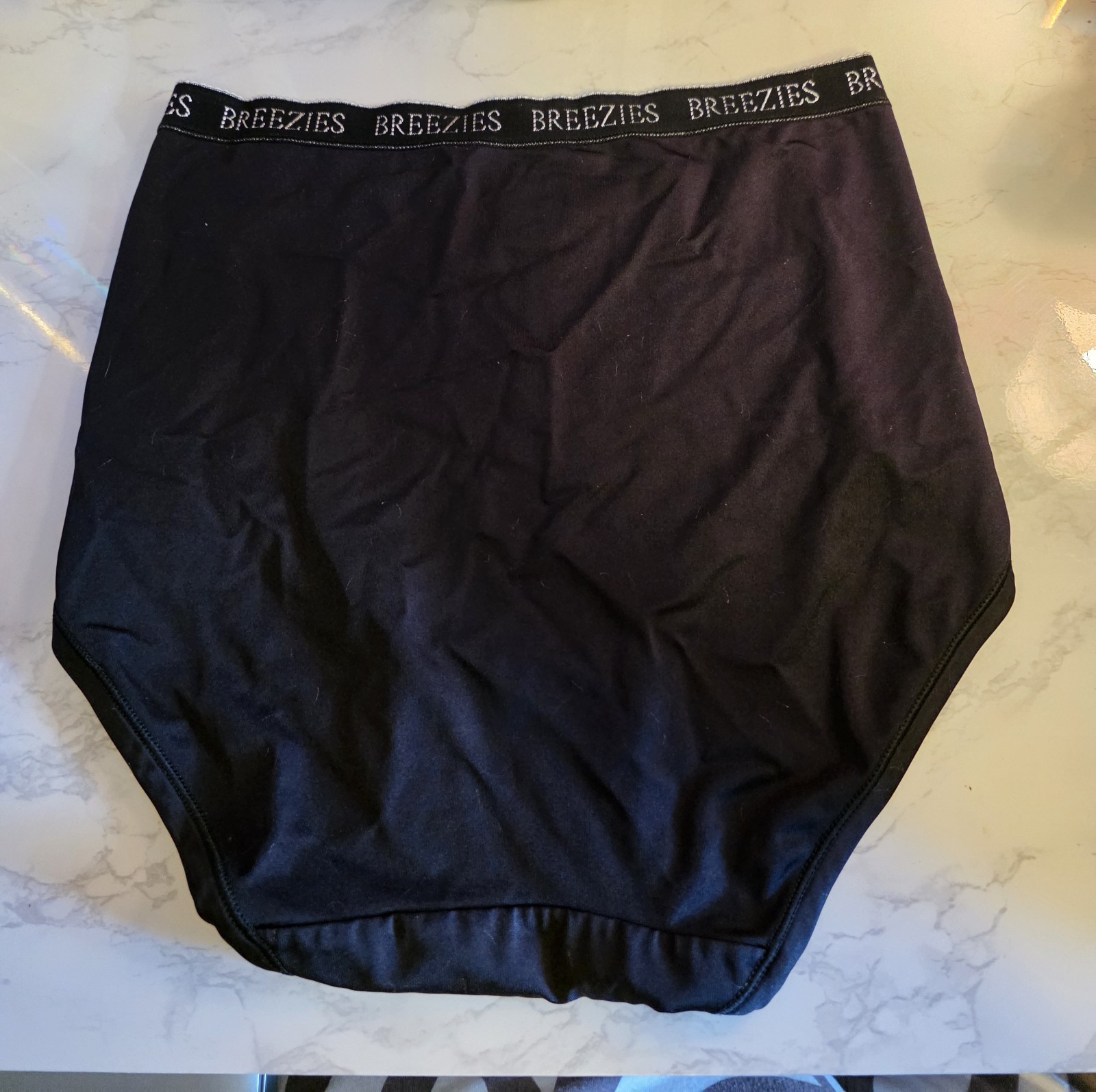 ❣️FINAL DROP❣️Vintage BREEZIES Silky Satin Full Rise Panties Size Medium Nwot