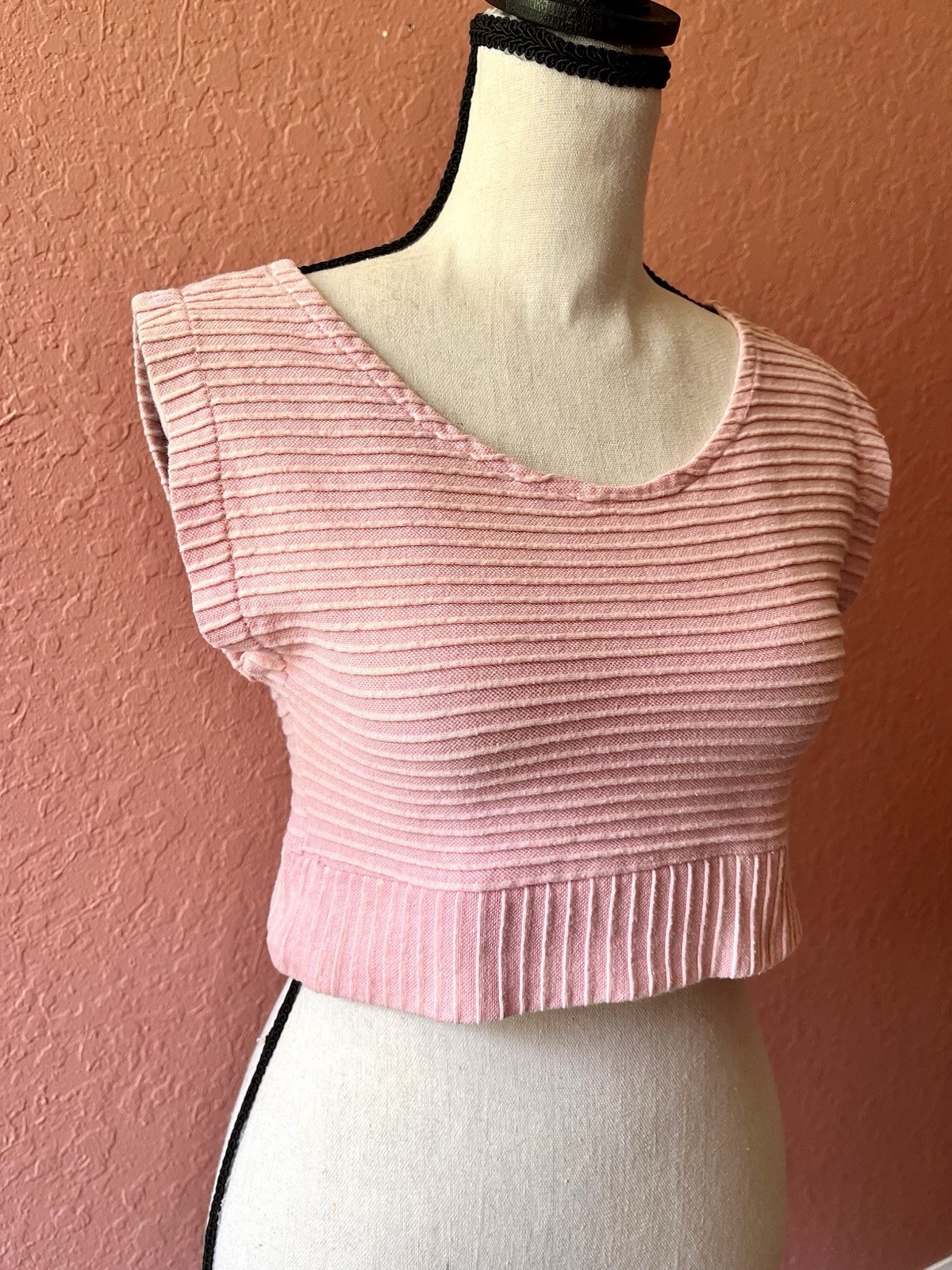 Vintage 90s Ribbed Cropped Top Baby Pink Scoop Neck Sleeveless Size XS