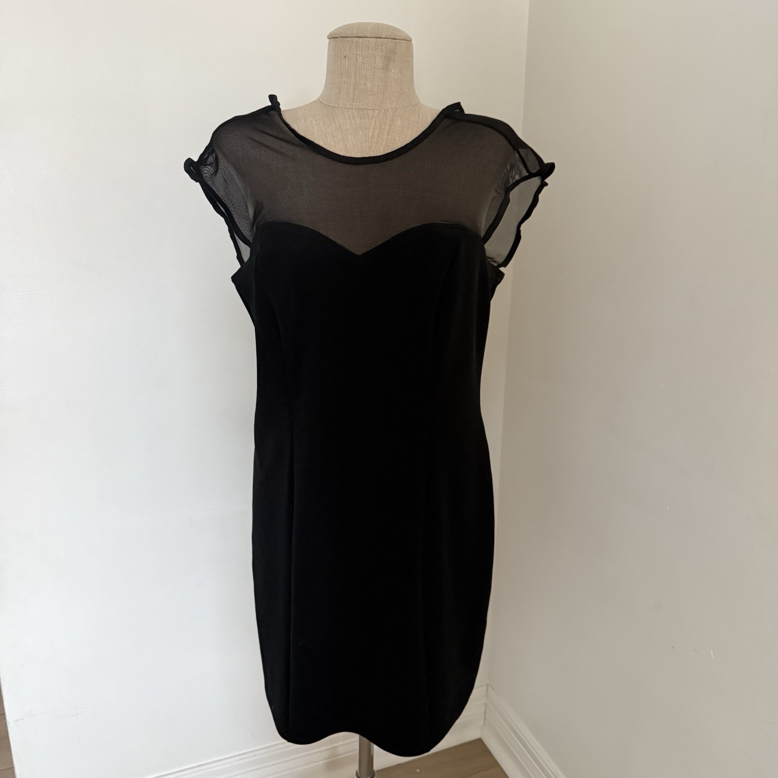 Vintage Boulevard De Paris Fitted Black Dress Size 12 Stretch Knit Sheer