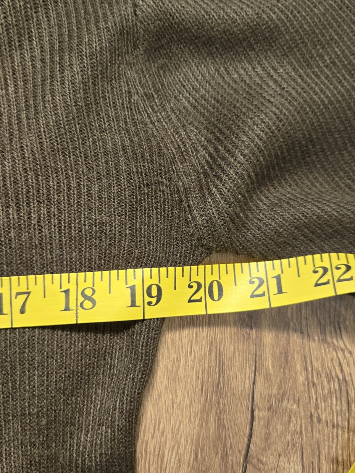 Vintage Hand Loomed Hand Full Fashioned 100% Acrylic Sweater Turtleneck Size L