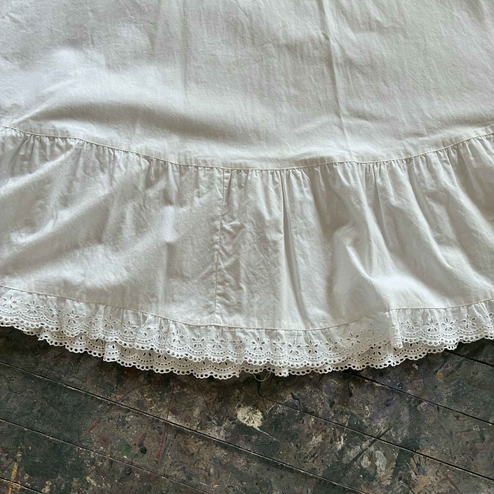 Antique Edwardian 1900s White Cotton Ruffle Long Lawn Tea Skirt Petticoat XS-S