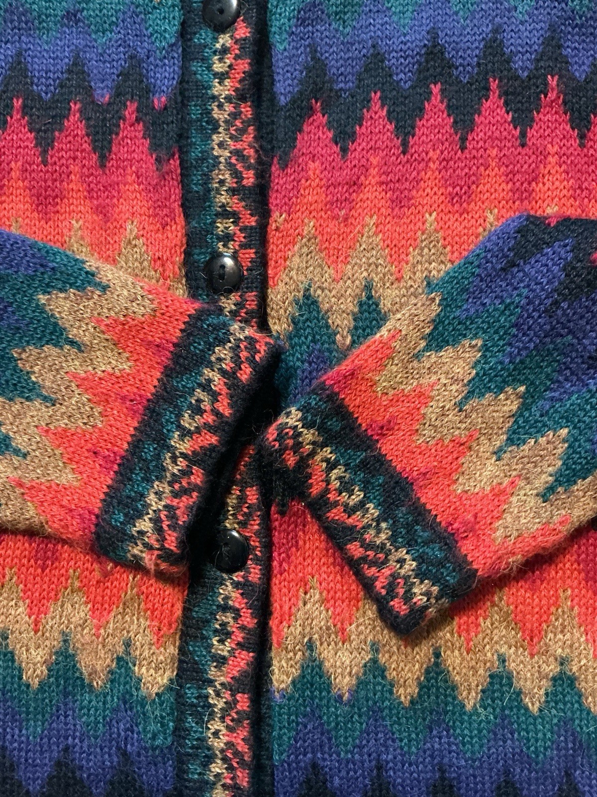 Vintage Artesania Cusco Peruvian 100% Alpaca Knit Andes Button Cardigan Sweater