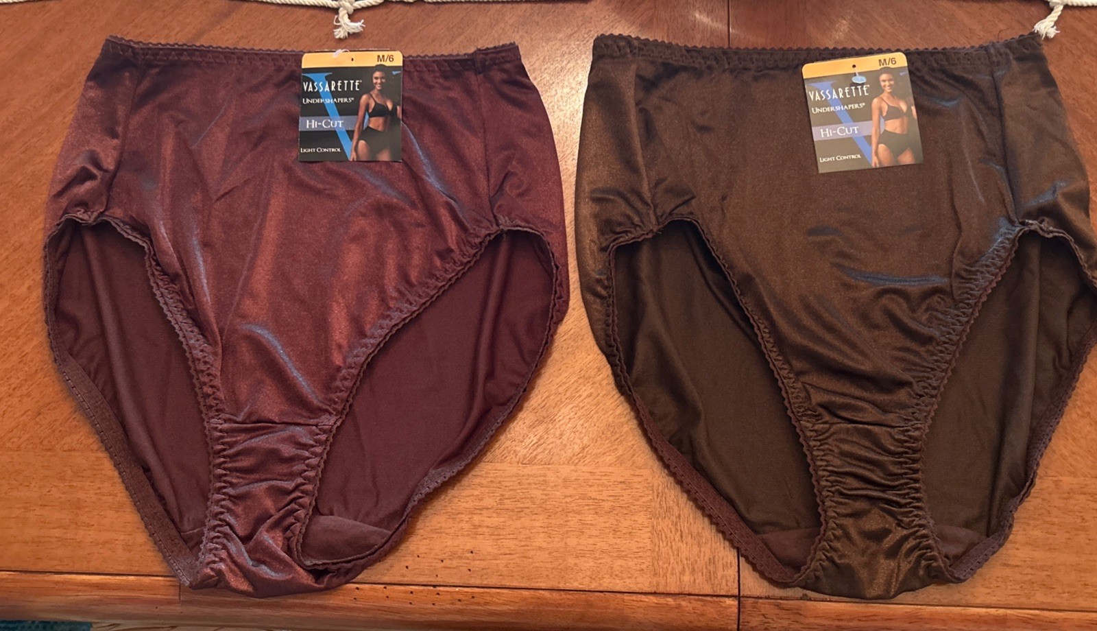 Vassarette Undershapers Womens HI Cut Light Control Brief SET OF 2 Sz M